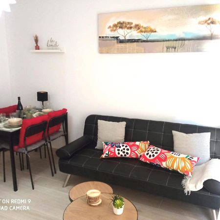 פואנגירולה Vuestro Apartamento Del Sur מראה חיצוני תמונה
