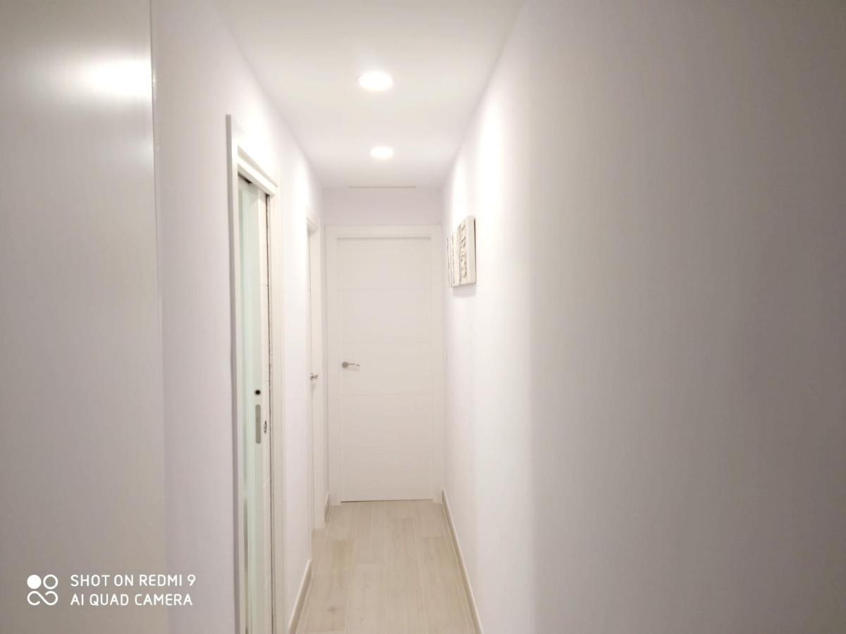 פואנגירולה Vuestro Apartamento Del Sur מראה חיצוני תמונה